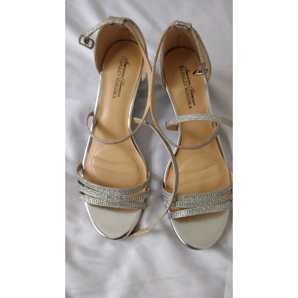 Badgley Mischka Shoes Womens Size 10 Silver Glitter Wedge Strappy Sandals Formal